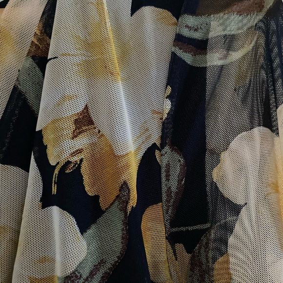 Women Maxi dress size 14 - Picture 4 of 4